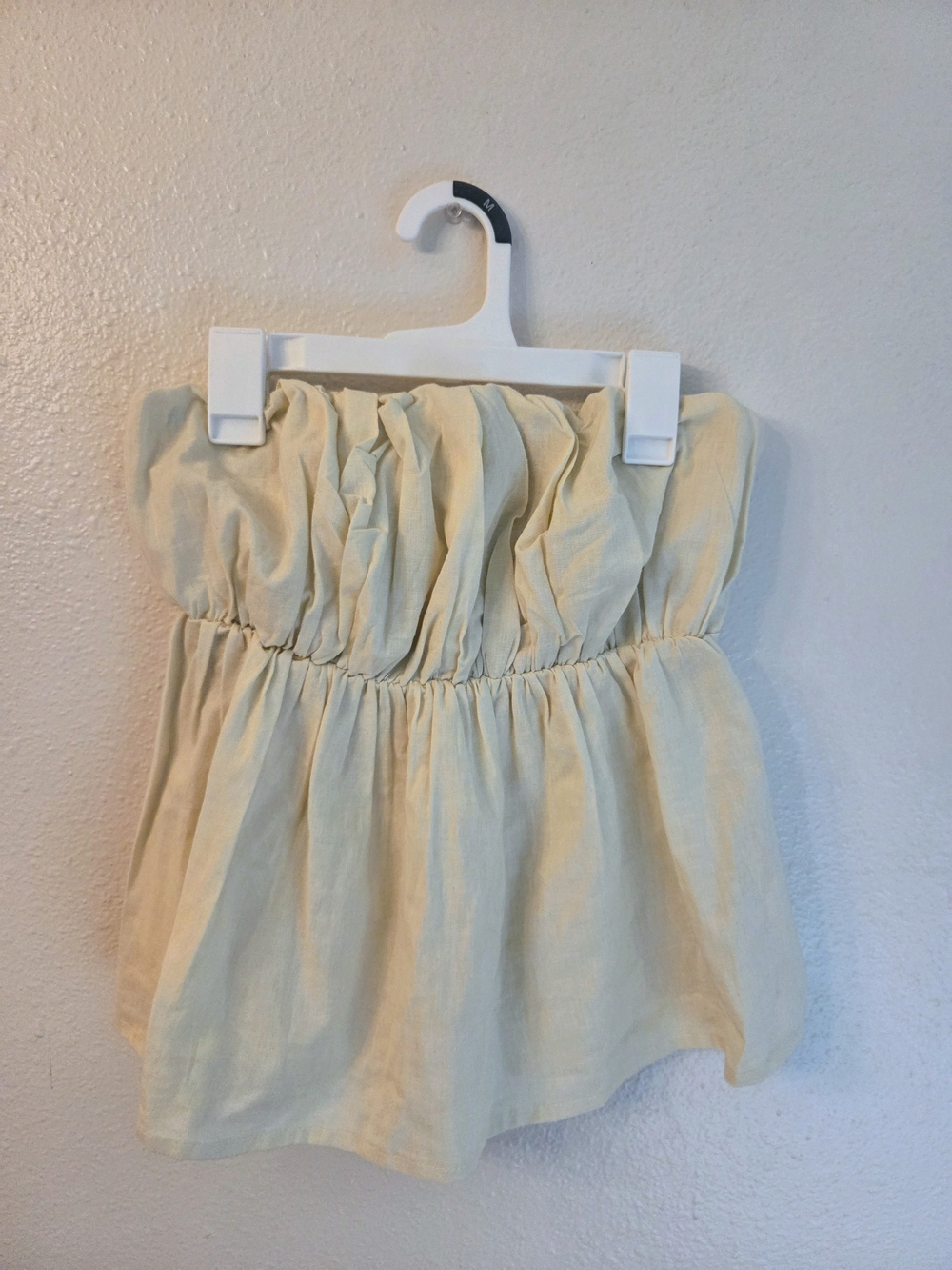 PrettyLittleThing - Strapless Top